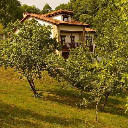 Casa rural La Casona De Palu *